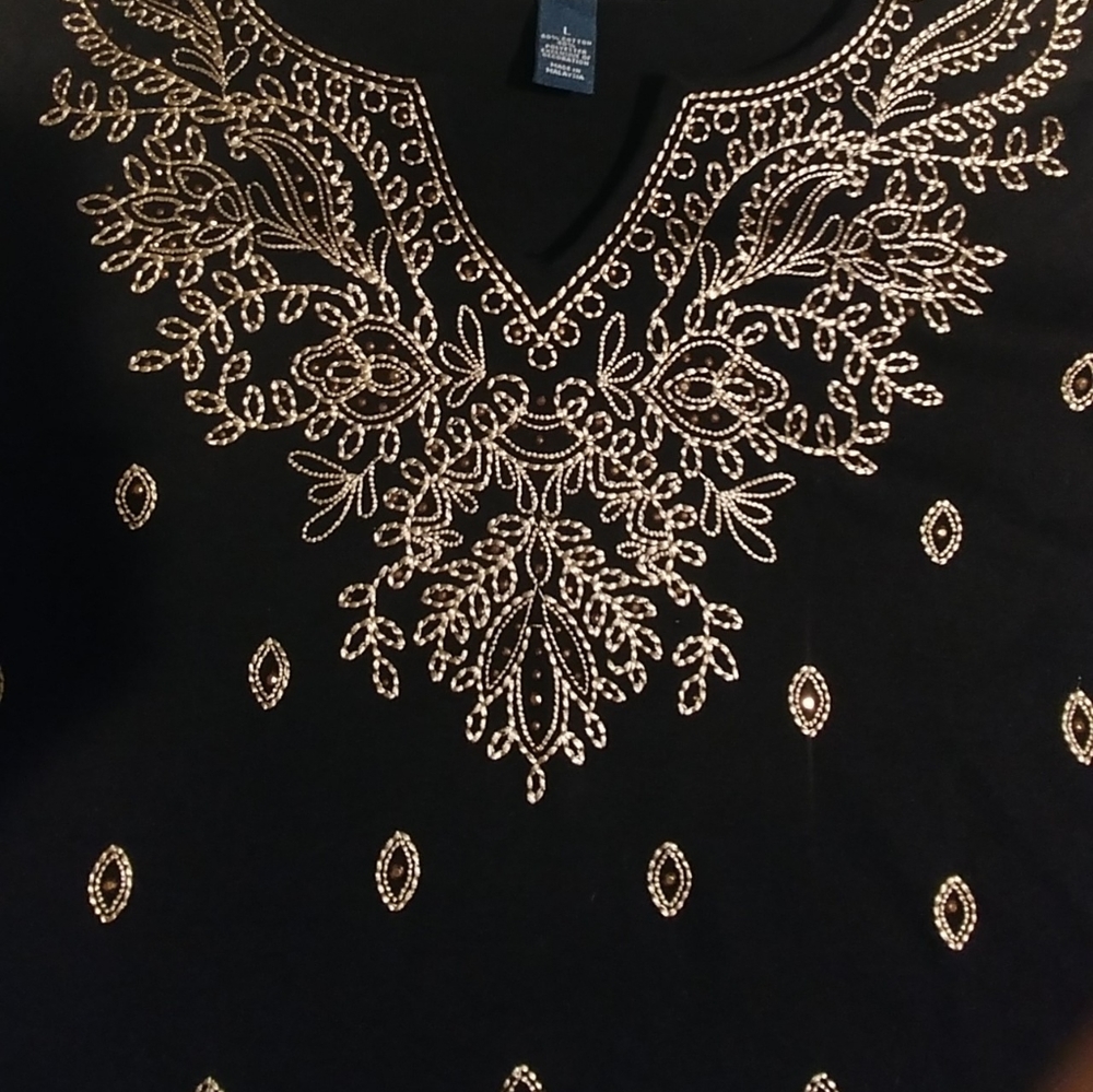 Karen Scott embroidered black tunic sz L